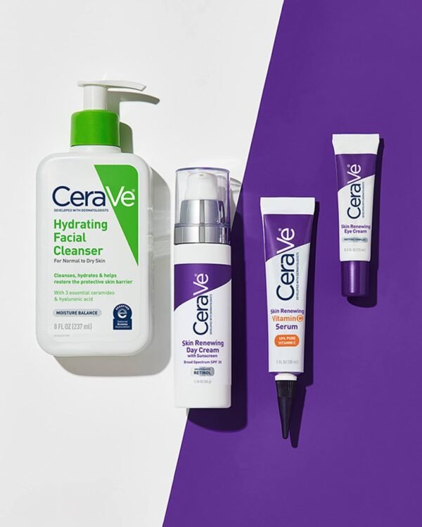 CeraVe Skin Renewing Day Cream with Encapsulated Retinol & SPF 30 – Anti-Aging Moisturizer, 50ml - Image 2